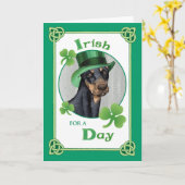 St. Patrick's Day Dobermann Pinscher Kaart (Gele Bloem)