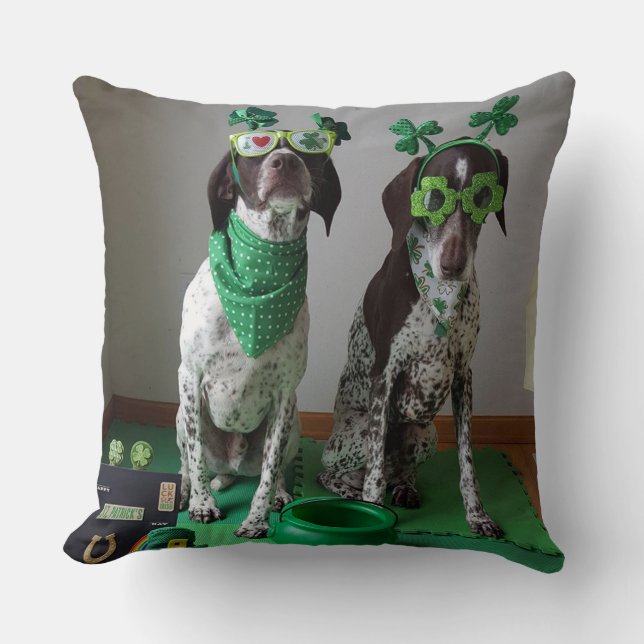 St. Patrick's Day Dogs Ready to Party 20x20 Pillow Kussen (Voorkant)
