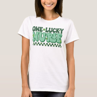 St. Patricks Day Eén Geluksverpleegster, Retro Ver T-shirt