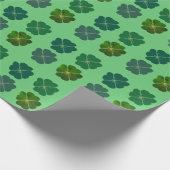 St. Patrick's Day Four Leaf Clover Pattern Cadeaupapier (Hoek)