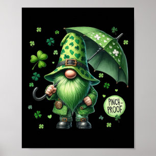 St Patricks Day Gnome met groene baard Funny Pinch Poster