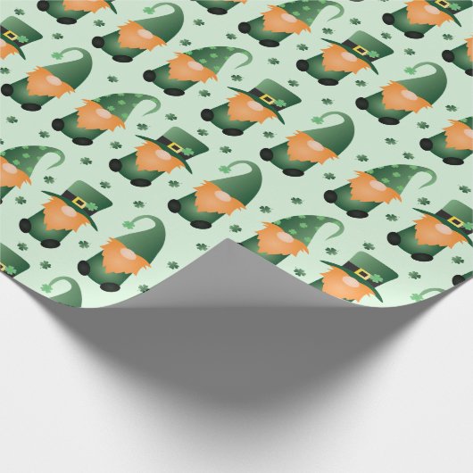 St Patricks Day Gnome Pattern Cadeaupapier (Hoek)