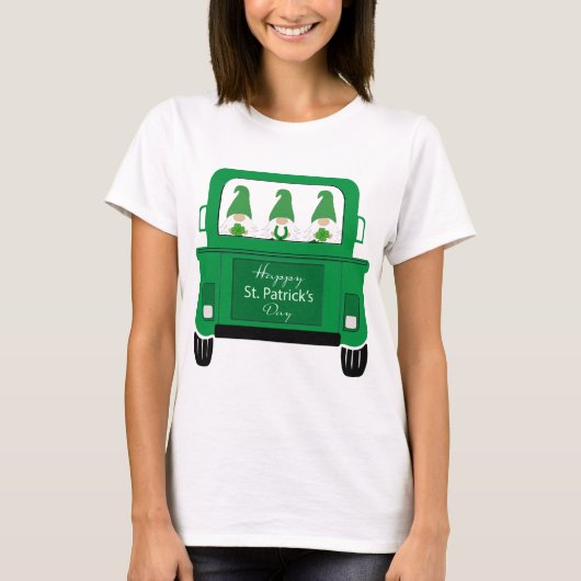 St. Patrick's Day Gnomes in Truck T-shirt (Voorkant)