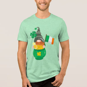 St. Patrick's Day Gnoom met een pot met goud Tri-Blend Shirt