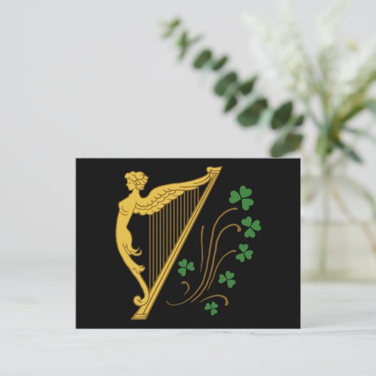 St Patrick's Day Gold Harp en Shamrocks Briefkaart (Staand voorkant)