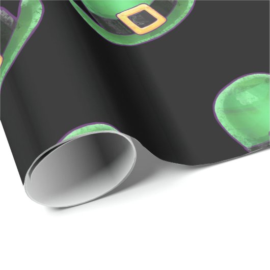 St Patrick's Day Green Derby Pet Pattern on Black Cadeaupapier (Rol Hoek)