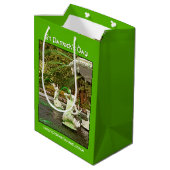 St Patrick's Day Green Forsyth Fountain Foto Medium Cadeauzakje (Achterkant Gekanteld)