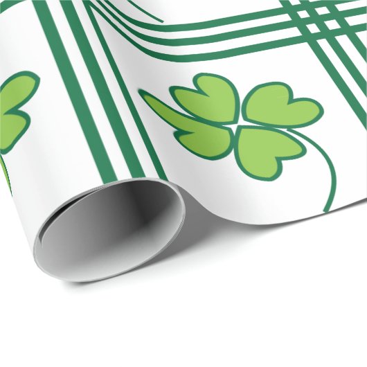 St Patricks Day Green Four Leaf Clover Pattern Cadeaupapier (Rol Hoek)