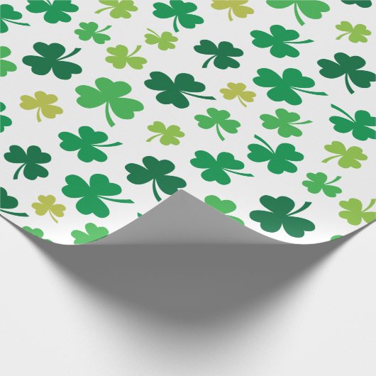 St Patricks Day Green Shamrock Clover Pattern Cadeaupapier (Hoek)
