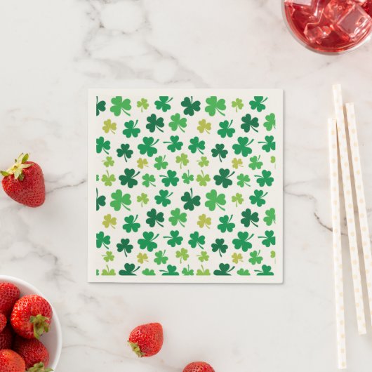 St Patricks Day Green Shamrock Clover Pattern Servetten (Insitu)