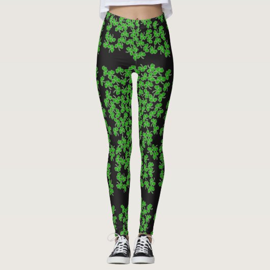 St. Patricks Day Green Shamrock Pattern op Black Leggings (Voorkant)