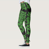 St. Patricks Day Green Shamrock Pattern op Black Leggings (Links)