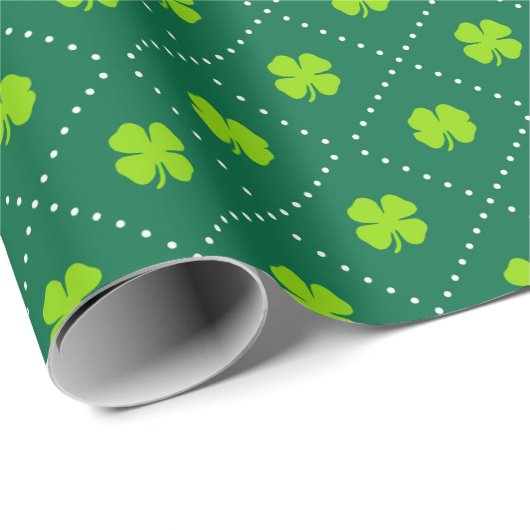 St Patrick's Day Green Shamrock Pattern Schattige Cadeaupapier (Rol Hoek)