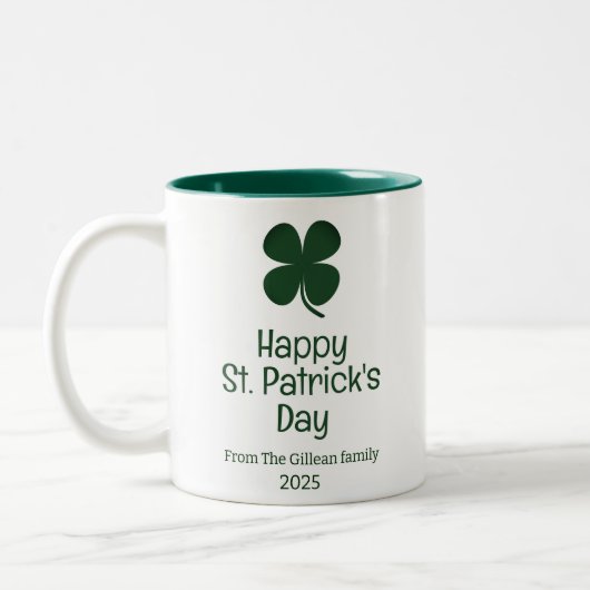 St. Patrick's Day Green Shamrocks familiefoto Tweekleurige Koffiemok (Links)