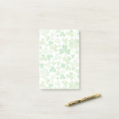 St Patricks Day Green Waterverf Shamrock Pattern Post-it® Notes (Op bureau)