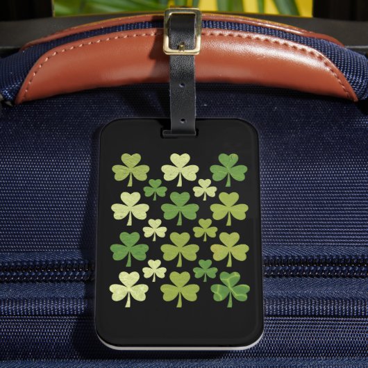 St Patrick's Day Heart Lucky Clover Shamrock Bagagelabel (Voorkant Insitu 2)
