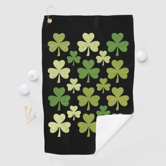 St Patrick's Day Heart Lucky Clover Shamrock Golfhanddoek (Insitu)