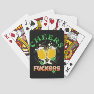 St. Patrick's Day Iers drinken Pokerkaarten