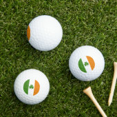 St Patrick's Day Ierse vlag met Shamrock klaver Golfballen (Insitu Gras)
