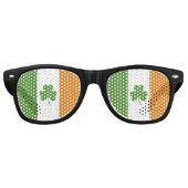 St Patrick's Day Ierse vlag met Shamrock klaver Retro Zonnebril (Voorkant)