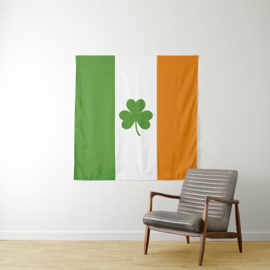 St Patrick's Day Ierse vlag met Shamrock klaver Wandkleed (In situ)