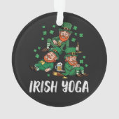 St. Patrick's Day Ierse Yoga Kabouter Saint Paddys Ornament (achterkant)