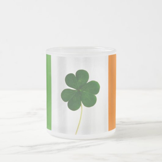 St. Patrick's Day Irish Flag Shamrock Ireland Mok (Center)