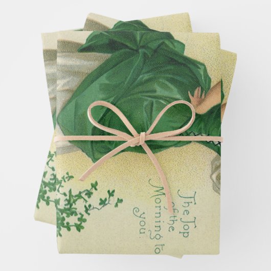 St. Patrick's Day Irish Lass met Klavers Inpakpapier Vel (In situ)