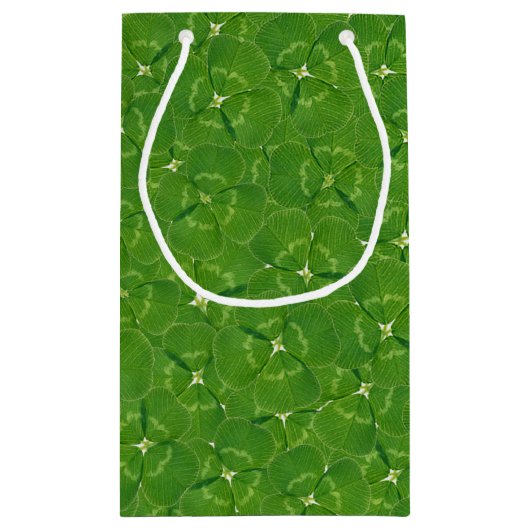 St. Patrick's Day Irish Shamrocks Klein Cadeauzakje (Achterkant)