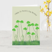 St. Patrick's Day Kaart voor Broeder met Shamrocks (Gele Bloem)
