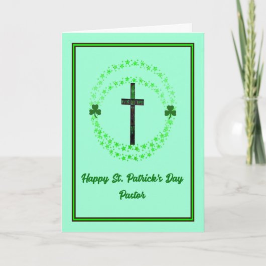 St. Patrick's Day Kaart voor pastor met Cross (Voorkant)