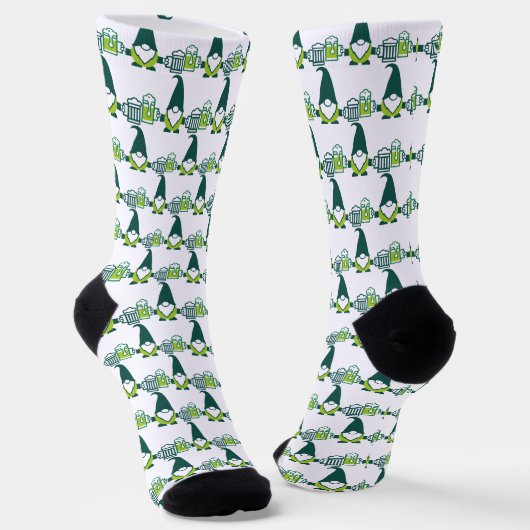 St. Patrick's Day Kabouter met Bierpul Sokken (Gebogen)