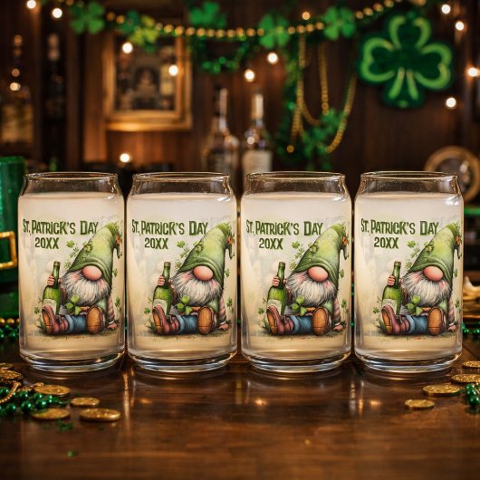 St. Patrick's Day-kabouterillustratie met klaver Blikvorm Glas