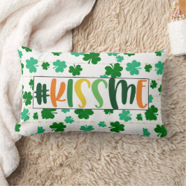 St. Patricks Day Kiss me Cute Green Clover Kussen
