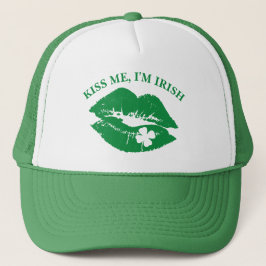 St Patricks Day Kiss Me I'm Irish Lucky Clover Trucker Pet