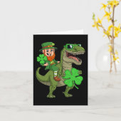 St Patricks Day Leprechaun Riding T Rex Fun Dino B Kaart (Gele Bloem)