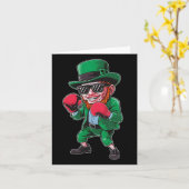 St Patricks Day Leprechaun toont boksvaardigheden Kaart (Gele Bloem)