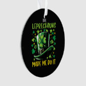 St. Patrick's Day Leprechauns dwongen me het te do Ornament (voorkant)
