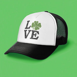 St. Patricks Day LOVE met shamrock Trucker Pet