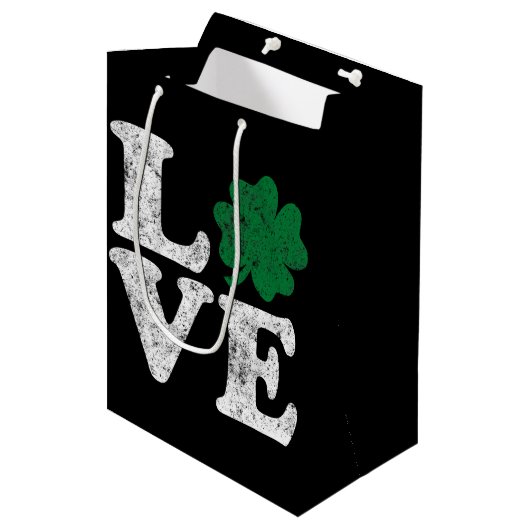 St Patrick's Day LOVE Shamrock Irish Medium Cadeauzakje (Voorkant Gekanteld)