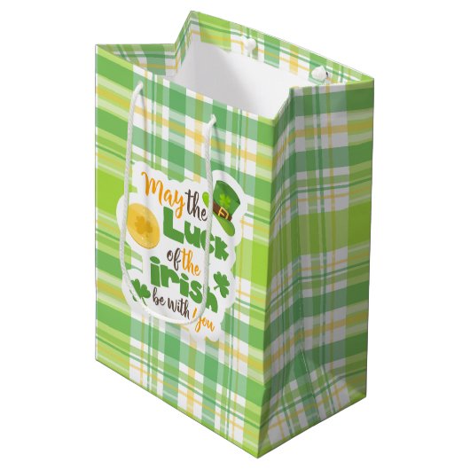 St Patrick's Day Luck of the Irish Play Medium Cadeauzakje (Voorkant Gekanteld)