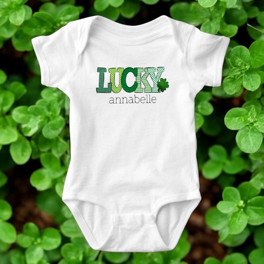 St. Patricks Day Lucky Groene Letters Custom Romper