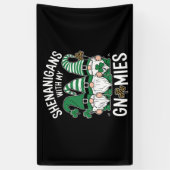 St Patricks Day Lucky Shamrock Leopard Gnomes Spandoek (Verticaal)