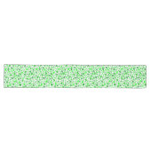 St Patrick's Day Lucky Shamrocks Confetti Pattern Lange Tafelloper (Horizontaal)