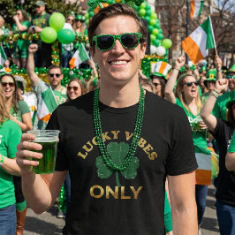 St Patrick's Day Lucky Vibes Distressed Shamrock T-shirt