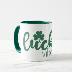 St. Patrick's Day Lucky Vibes met groene klaver Mok