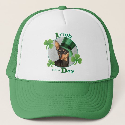 St. Patrick's Day Min Pin Trucker Pet (Voorkant)