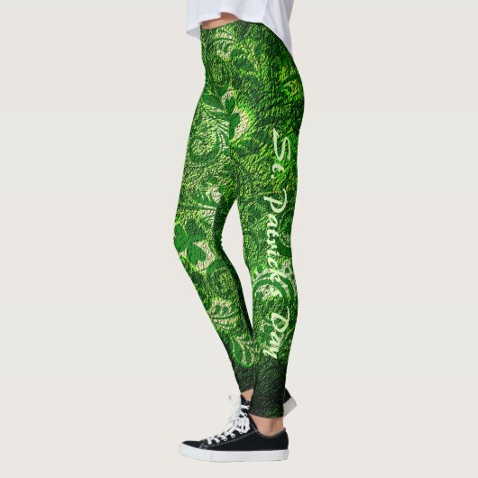 St Patrick's Day Modern Green Shamrocks Pattern Leggings (Links)