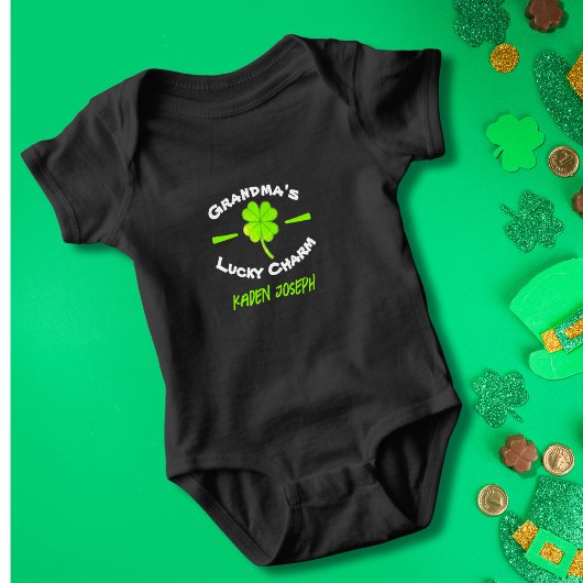 St. Patrick's Day Oma's Lucky Charm Zwart Romper