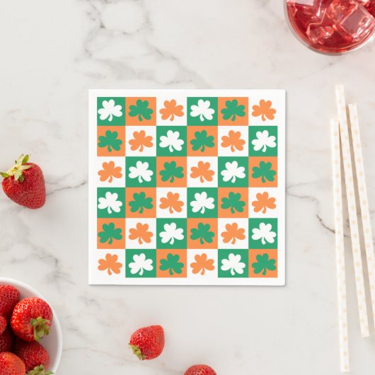 St. Patrick's Day Party Shamrock Fun Check Patroon Servet (Insitu)